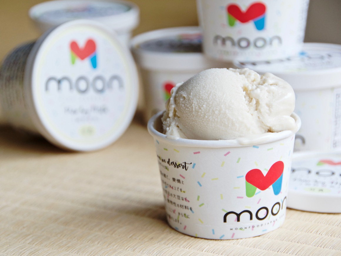 ムーン豆乳アイス